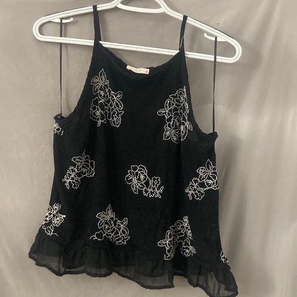 Cute Lelis summer top - Picture 1 of 3